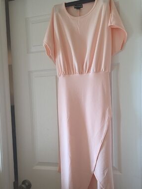 PrettyLittleThing Soft Blush Midi Dress with Elastic Waist